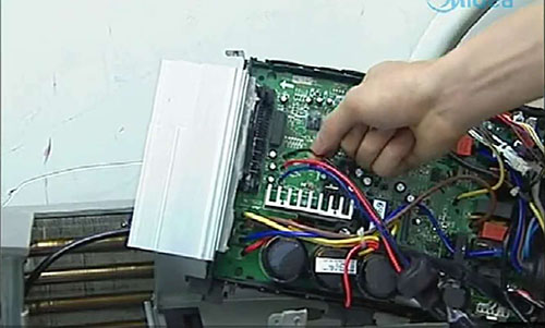 东兰美的空调电话是多少